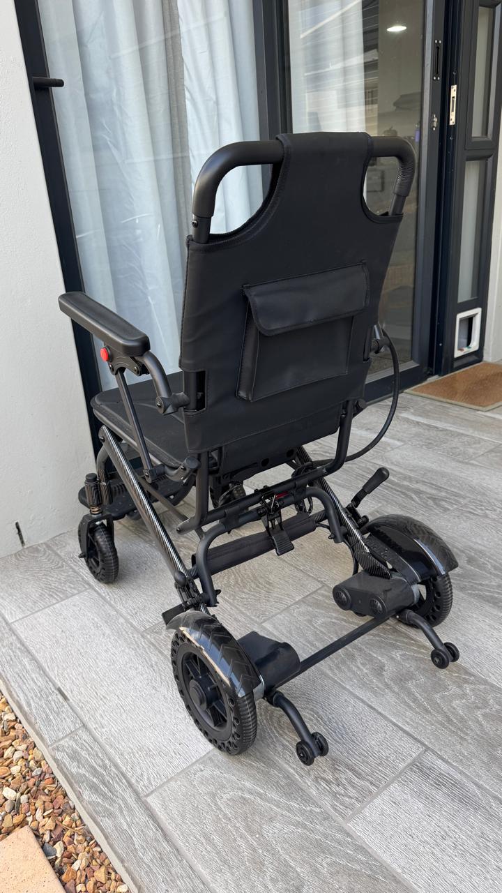 All-Terrain Folding Electric Wheelchair with Suspension - Image 2