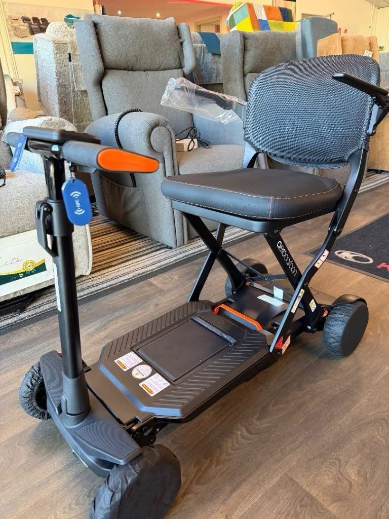 Foldable 4-Wheel Electric Mobility Scooter (Compact Travel Type) - Image 3