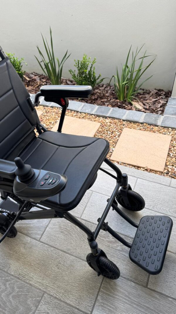 All-Terrain Folding Electric Wheelchair with Suspension - Image 7