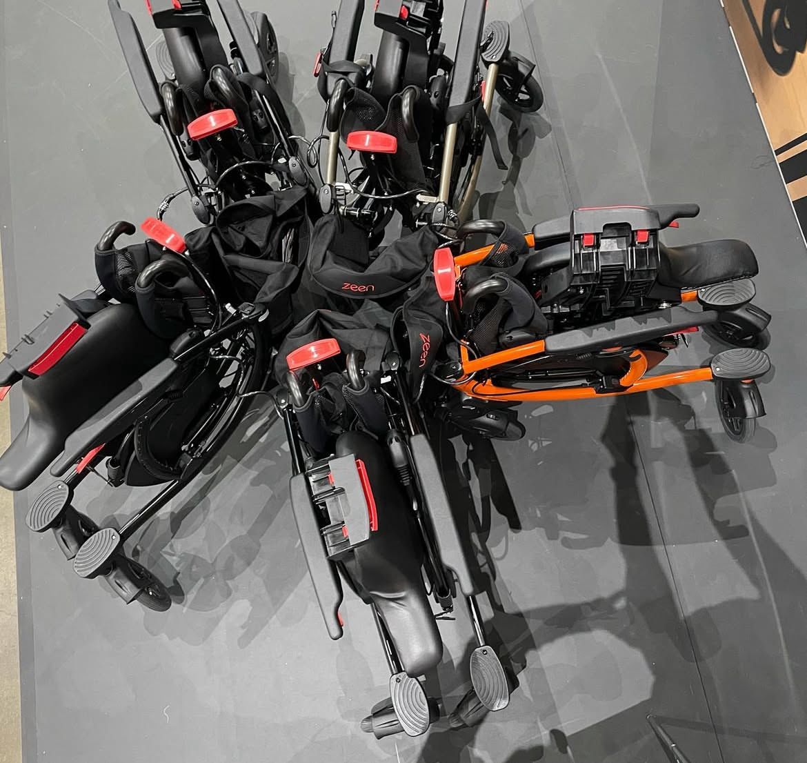 Zeen Mobility Chair - Image 3