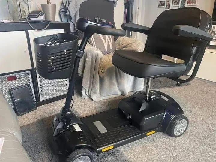 Electric mobility scooter - Image 8